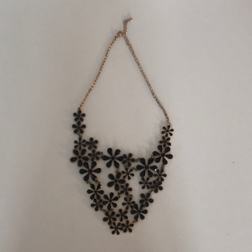 Statement necklace